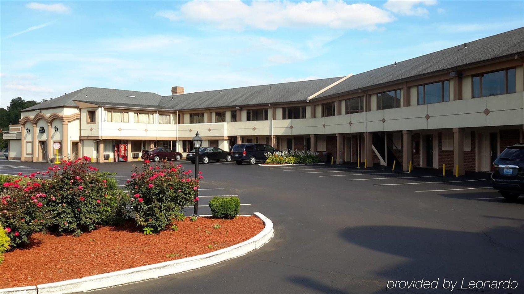 Rodeway Inn Bristol near Sesame Place Levittown Exterior foto