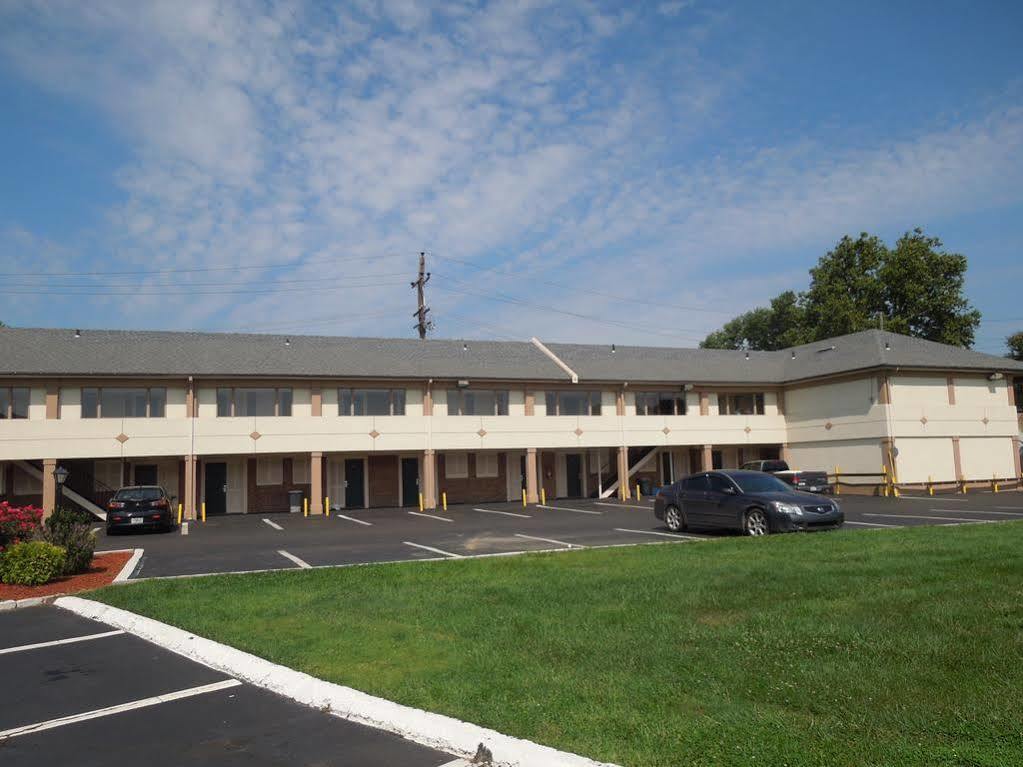 Rodeway Inn Bristol near Sesame Place Levittown Exterior foto